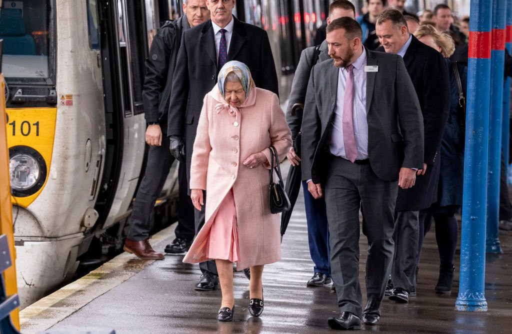 Image Credit: Getty Images / Queen Elizabeth II arrives for her Christmas break at Sandringham at Kings Lynn Station on December 20, 2019 in Kings Lynn, England. Image Credit: Getty Images / Queen Elizabeth II arrives for her Christmas break at Sandringham at Kings Lynn Station on December 20, 2019 in Kings Lynn, England.