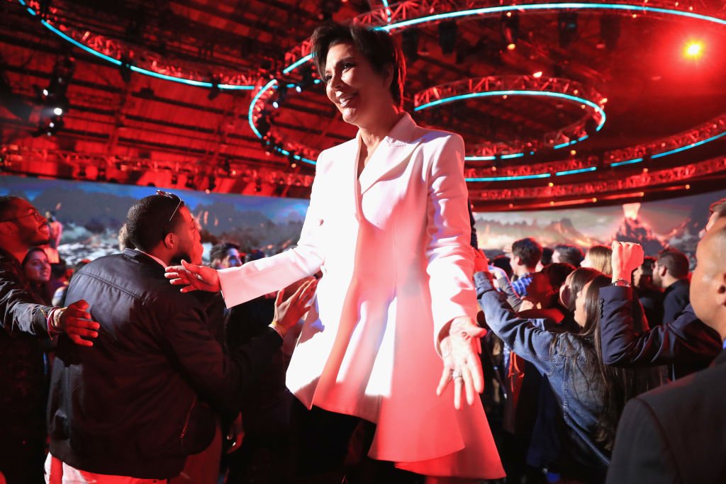 Image Credit: Getty Images / Kris Jenner, winner of the Best Reality Series/Franchise award for 'Keeping Up with the Kardashians’ on June 16, 2018 in Santa Monica, California.