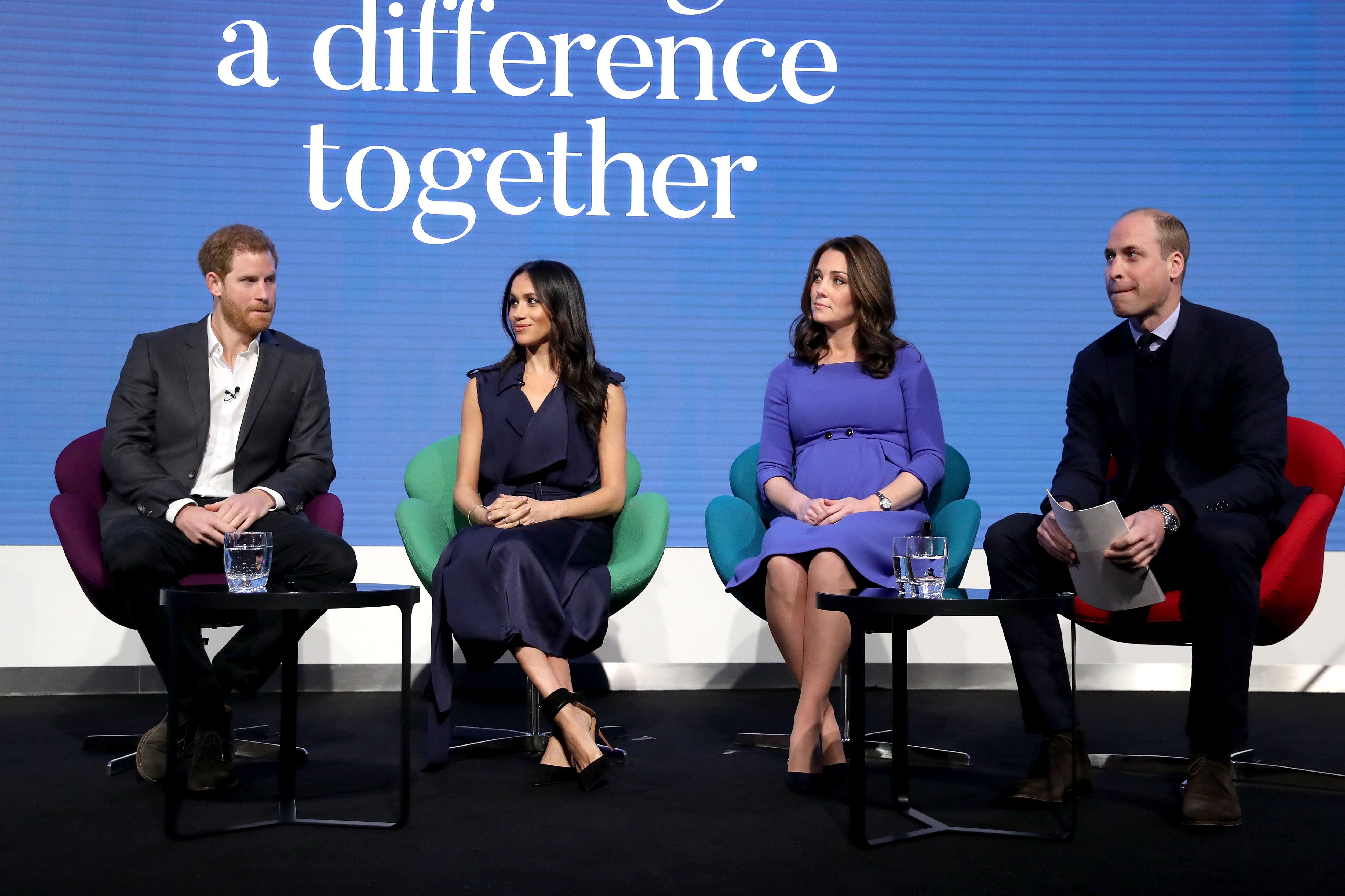 Meghan Markle and Kate Middleton demonstrating The Duchess Slant / Getty Images Meghan Markle and Kate Middleton demonstrating The Duchess Slant / Getty Images