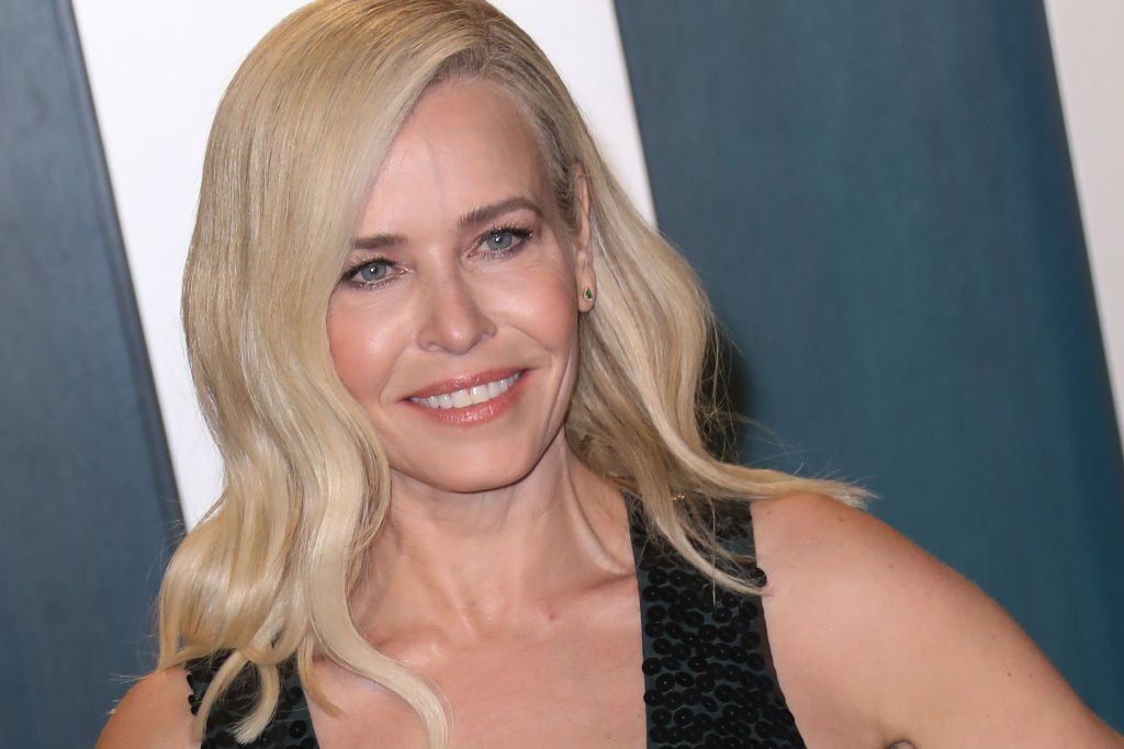 Image Credit: Getty Images / Chelsea Handler attends the 2020 Vanity Fair Oscar Party at Wallis Annenberg Center for the Performing Arts on February 09, 2020 in Beverly Hills.