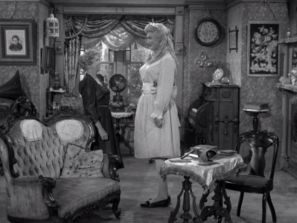 Image Credit: IMDb/The Beverly Hillbillies (1962) Image Credit: IMDb/The Beverly Hillbillies (1962)