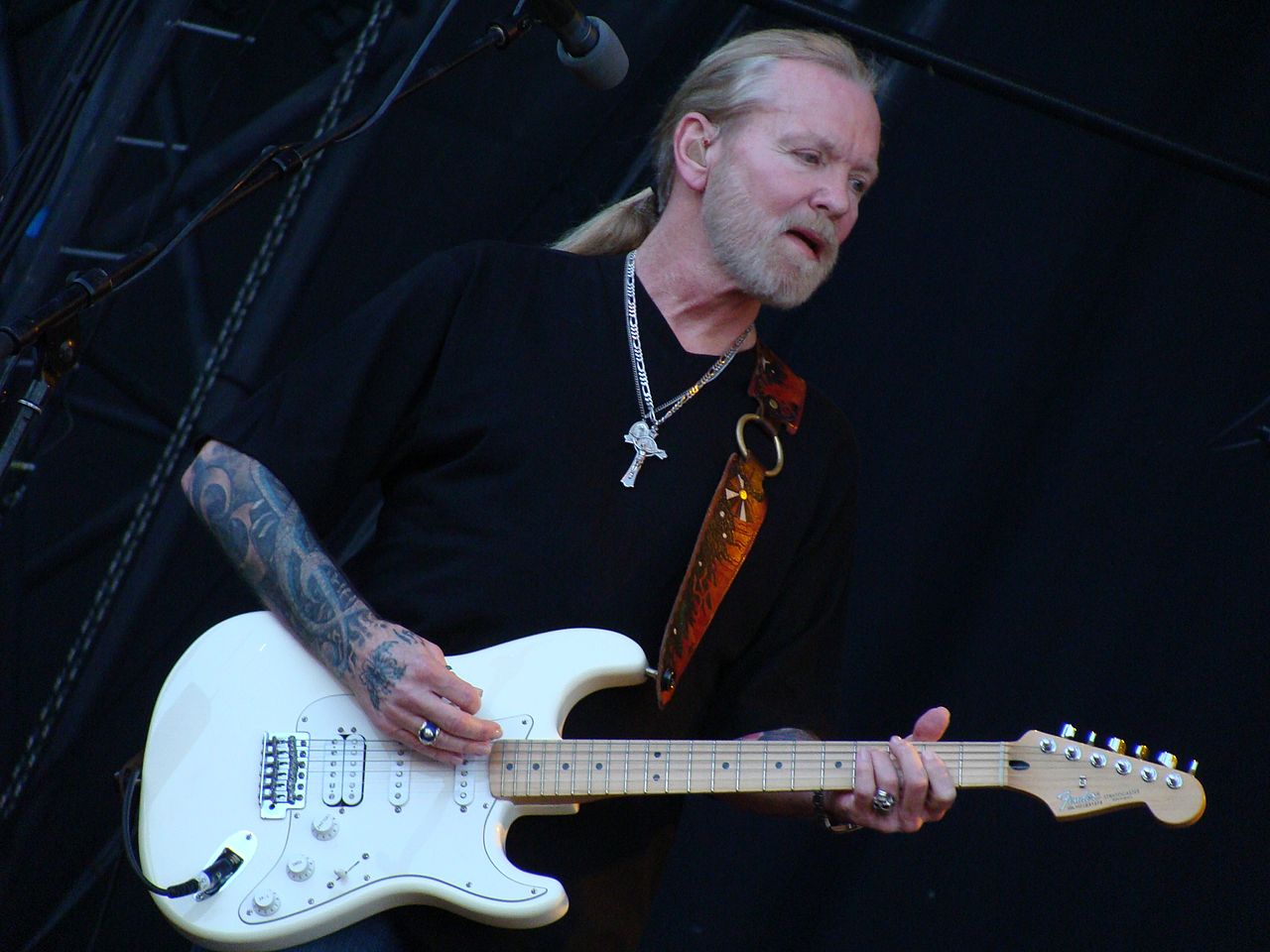 Image Source: Wikimedia Commons/Public Domain/Gregg Allman at the Azkena Rock festival (España) Image Source: Wikimedia Commons/Public Domain/Gregg Allman at the Azkena Rock festival (España)