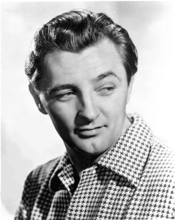 Image Source: Wikimedia Commons/Photo of Robert Mitchum