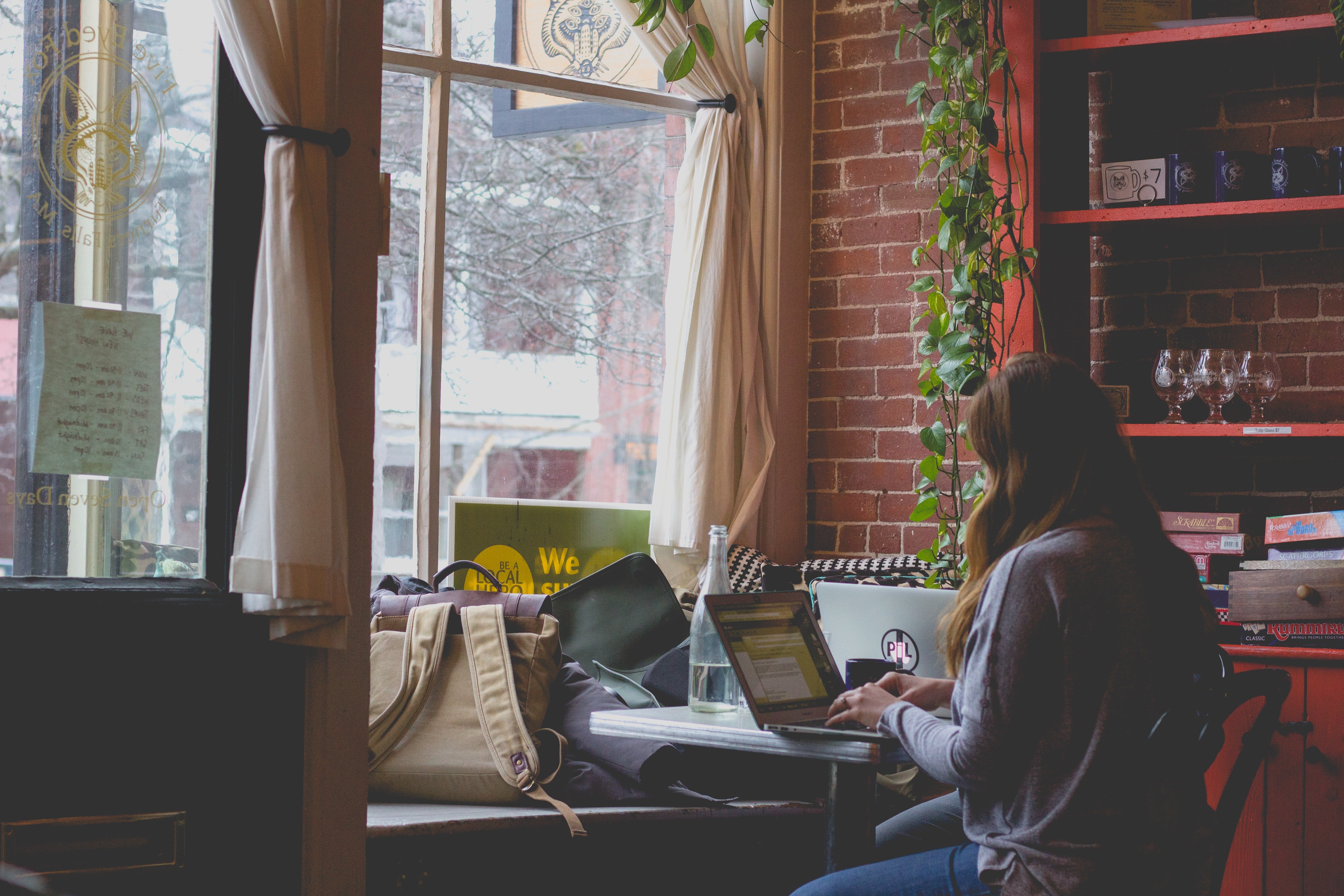 Image Source: Unsplash/Bonnie Kittle