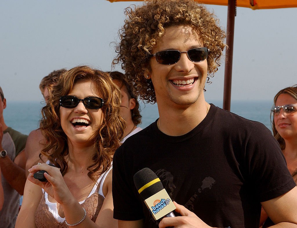 Image Credit: Getty Images / Kelly Clarkson and Justin Guarini at MTV Summer Beach House in East Quogue, New York, United States. Image Credit: Getty Images / Kelly Clarkson and Justin Guarini at MTV Summer Beach House in East Quogue, New York, United States.