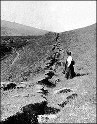 Sant Andreas fault line, 1906. Image Source: YouTube/NPR Sant Andreas fault line, 1906. Image Source: YouTube/NPR