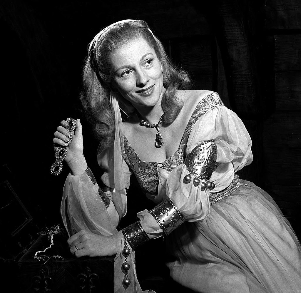 Image Source: Getty Images/Popperfoto/Fontaine on set for the 1952 film, “Decameron nights"