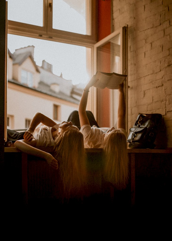 Image Credit: Unsplash / Kinga Cichewicz