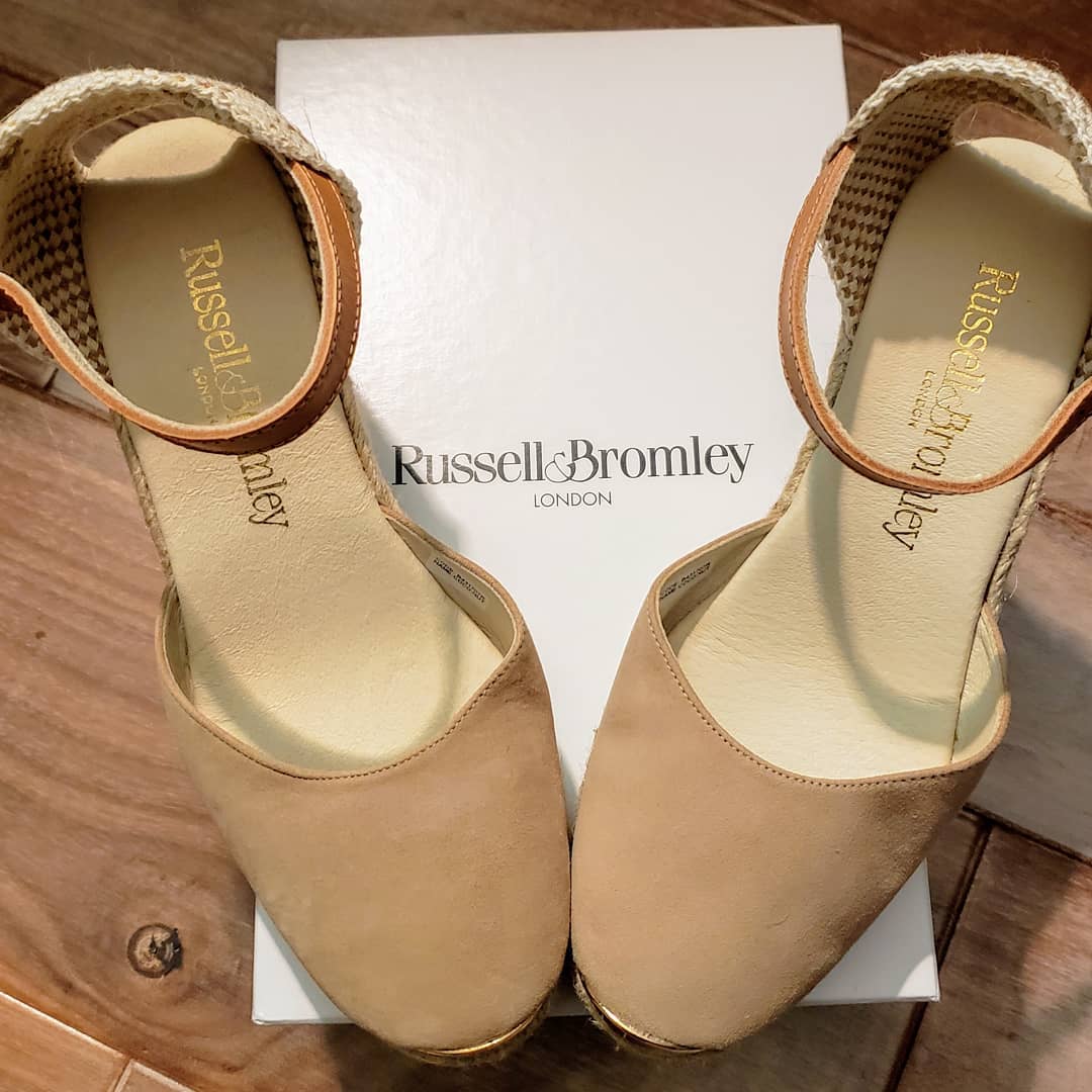 Image Source: Instagram/katesreplikates