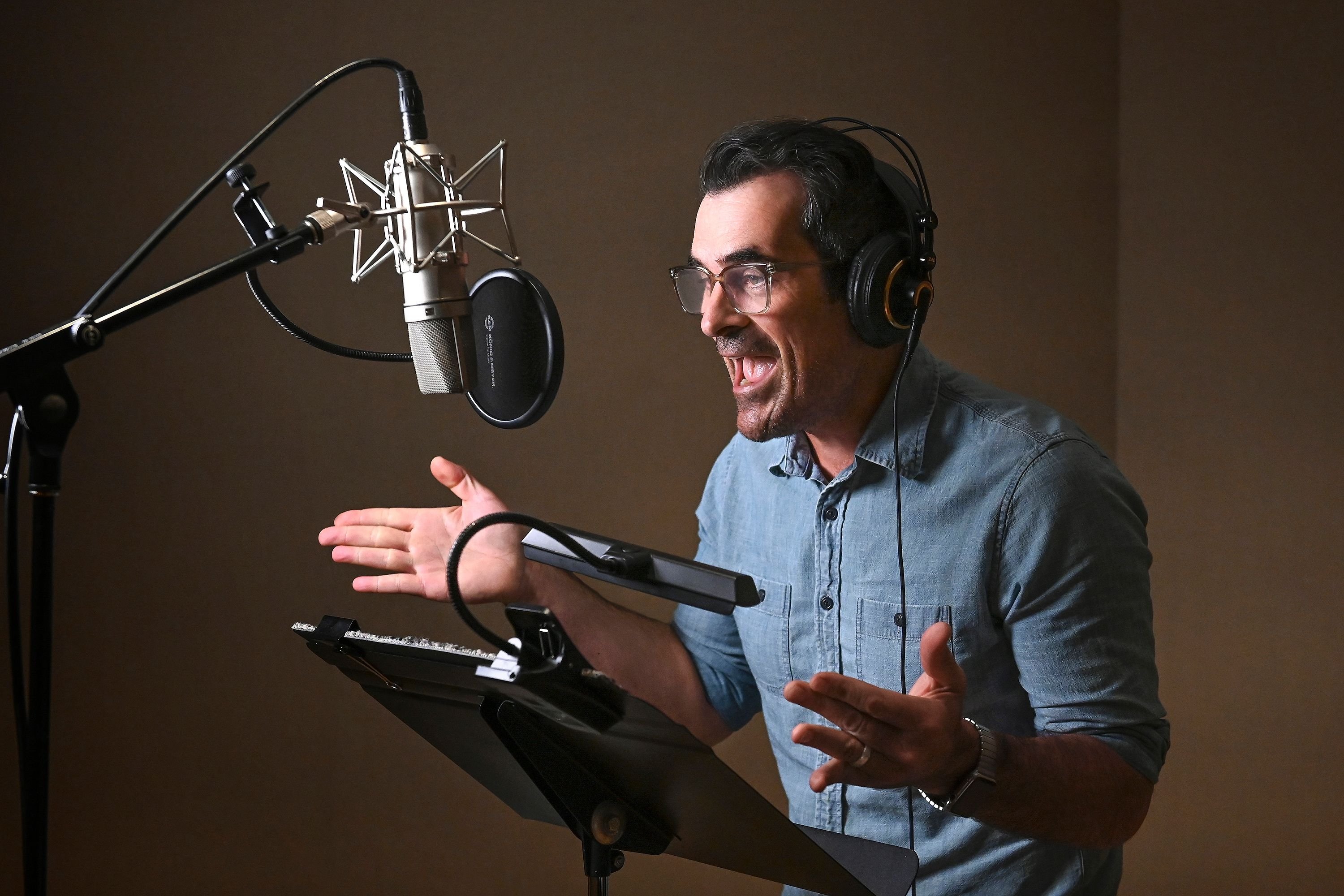 Ty Burrell records the voice of Jack for the new animated family comedy DUNCANVILLE / Getty Images Ty Burrell records the voice of Jack for the new animated family comedy DUNCANVILLE / Getty Images