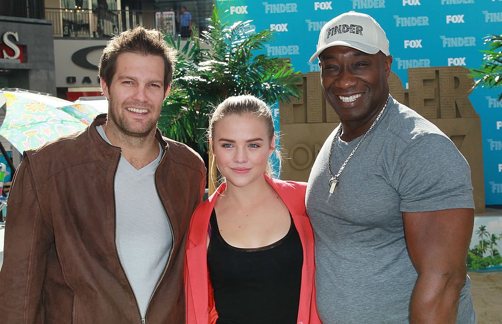 Image Credit: Getty Images / Actors Geoff Stults, Maddie Hasson and Michael Clarke Duncan attend Fox's "The Finder" Challenge at Hollywood & Highland Courtyard on January 9, 2012 in Hollywood, California. Image Credit: Getty Images / Actors Geoff Stults, Maddie Hasson and Michael Clarke Duncan attend Fox's "The Finder" Challenge at Hollywood & Highland Courtyard on January 9, 2012 in Hollywood, California.