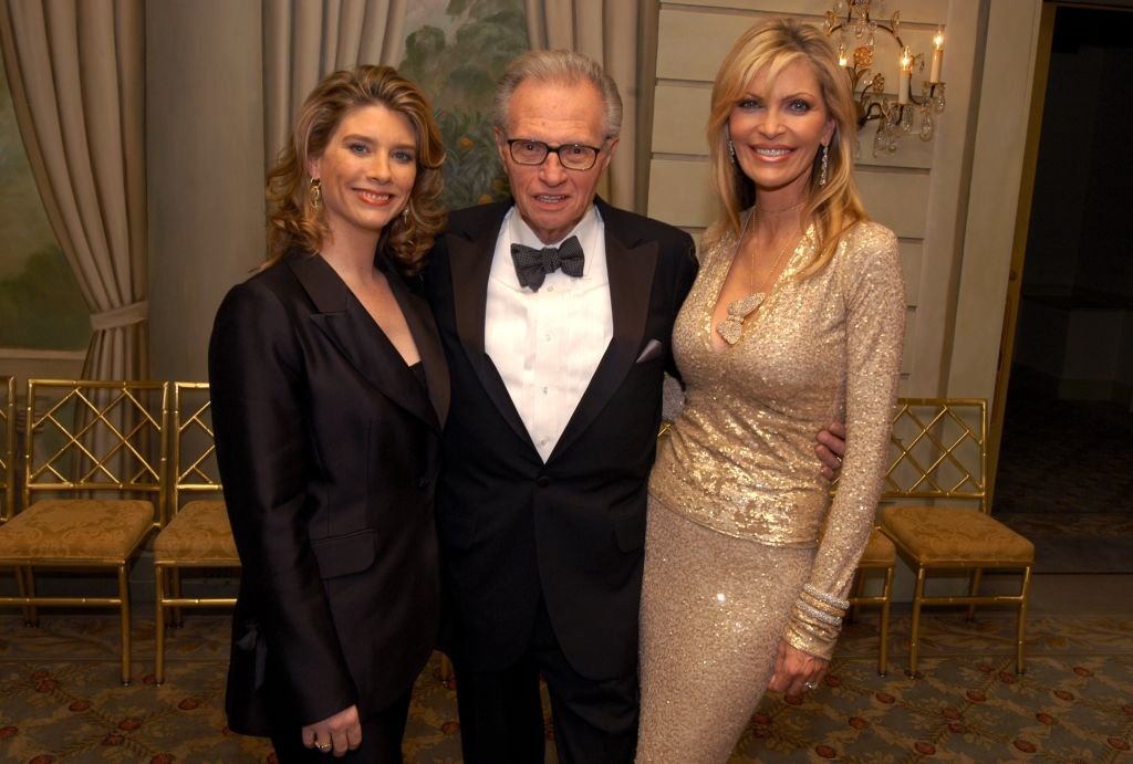 Larry King with daughter Chaia and wife Shawn | Image Source: Getty Images