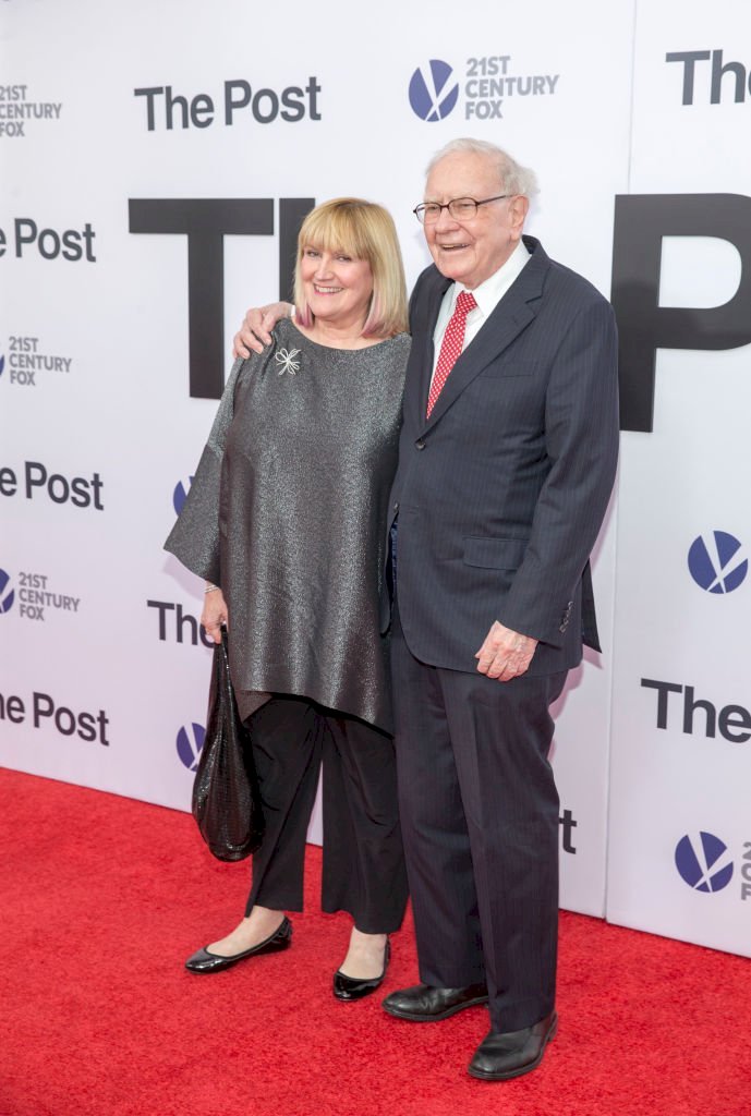 Image Credits: Getty Images / Tasos Katopodis / FilmMagic | Astrid Menks and Warren Buffett.