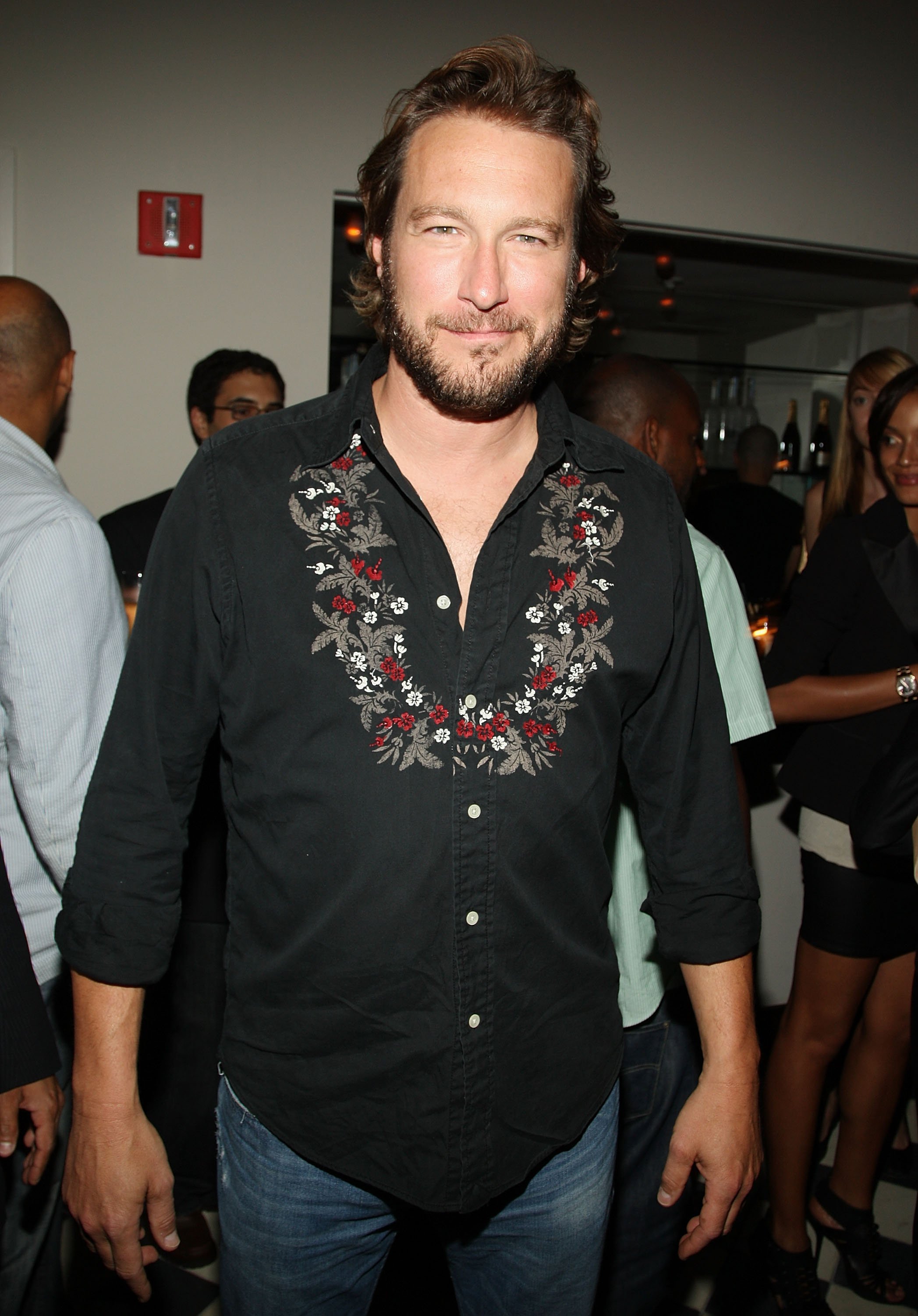 Image Credits: Getty Images / The award winning actor, John Corbett smile for a photo.