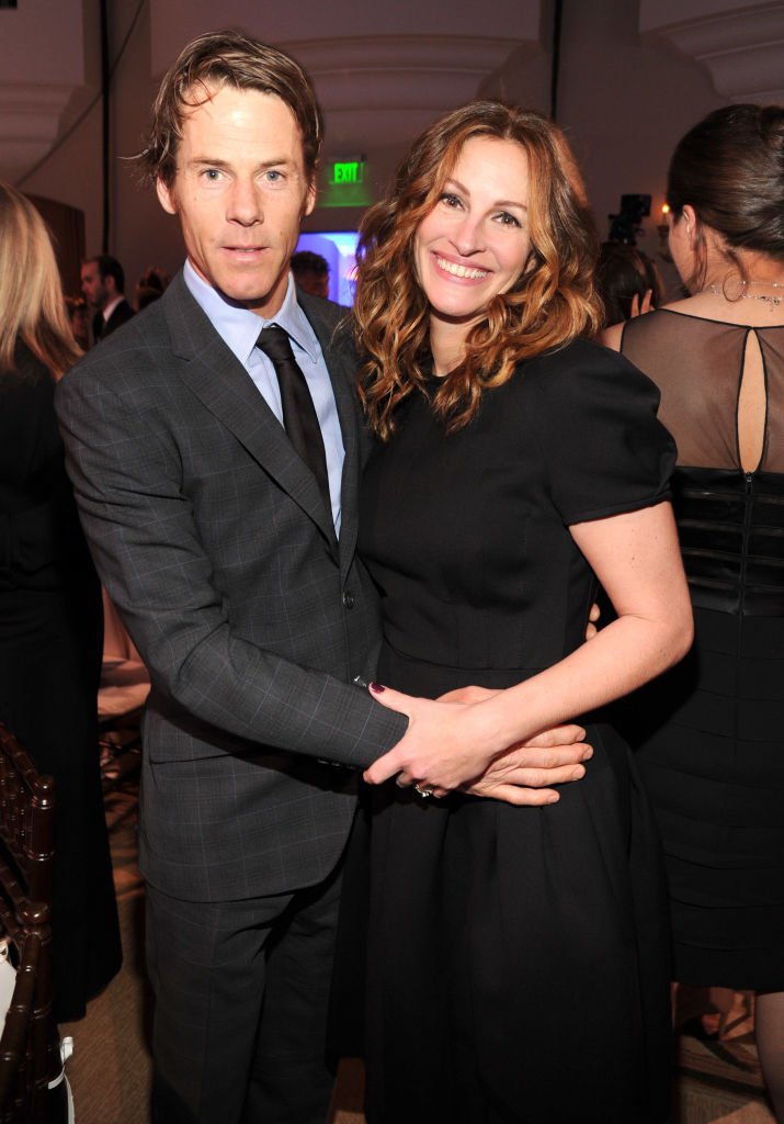 Image Source: Getty Images/Kevin Mazur/Danny Moder and Julia Roberts attend the 3rd annual Sean Penn & Friends HELP HAITI HOME Gala benefiting J/P HRO presented by Giorgio Armani at Montage Beverly Hills on January 11, 2014 in Beverly Hills, California Image Source: Getty Images/Kevin Mazur/Danny Moder and Julia Roberts attend the 3rd annual Sean Penn & Friends HELP HAITI HOME Gala benefiting J/P HRO presented by Giorgio Armani at Montage Beverly Hills on January 11, 2014 in Beverly Hills, California