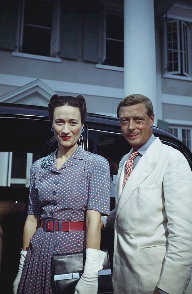 Image Credits: Getty Images / Ivan Dmitri / Michael Ochs Archives | Wallis, Duchess of Windsor (1896-1986) and the Duke of Windsor (1894-1972) outside Goverment House in Nassau, the Bahamas, circa 1942.