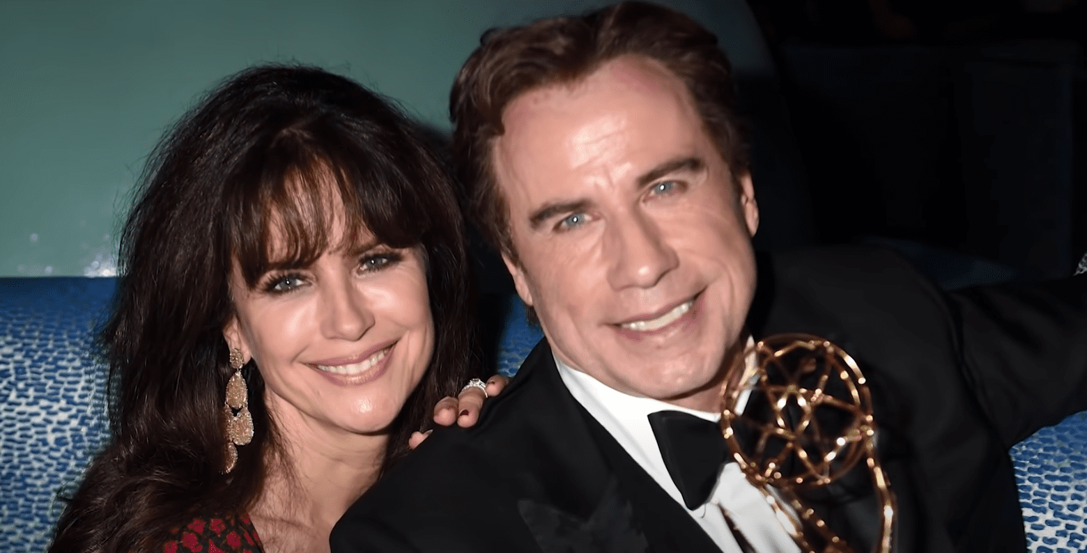 Image Source: Youtube/Access| Kelly and John at the Golden Globes Image Source: Youtube/Access| Kelly and John at the Golden Globes