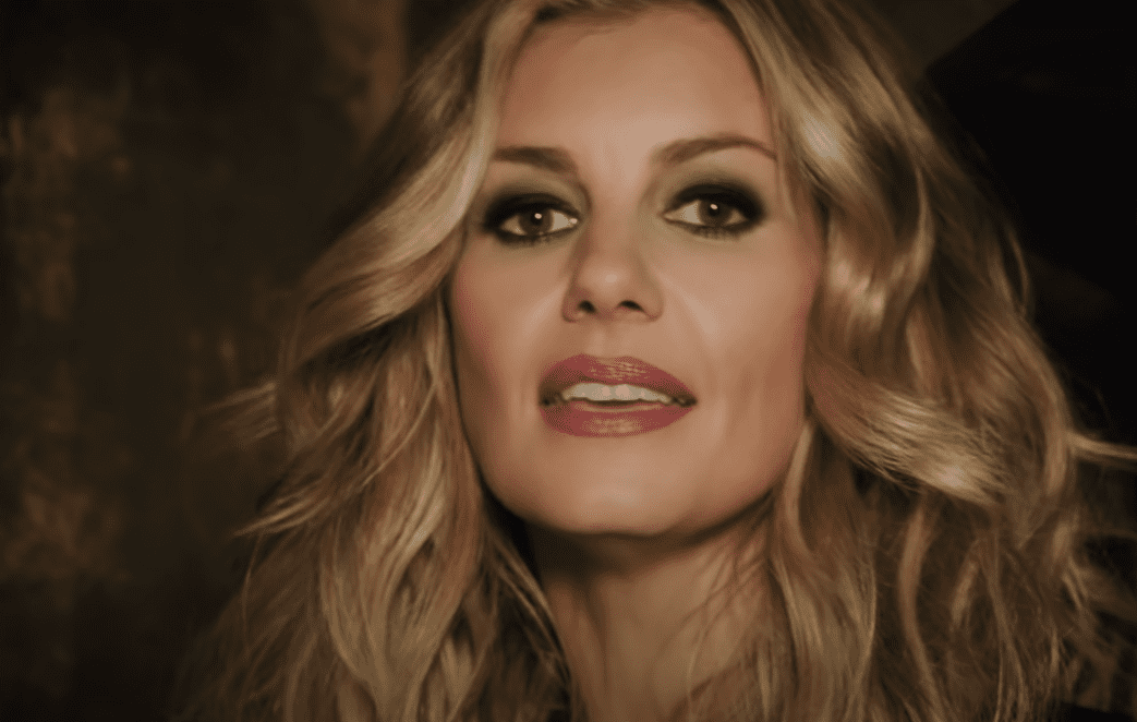 Image source: YouTube | Faith Hill