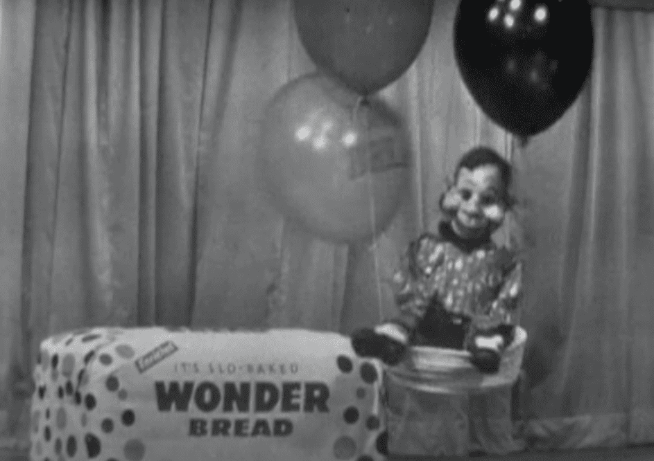 Image source: YouTube | Classic Movie Lover