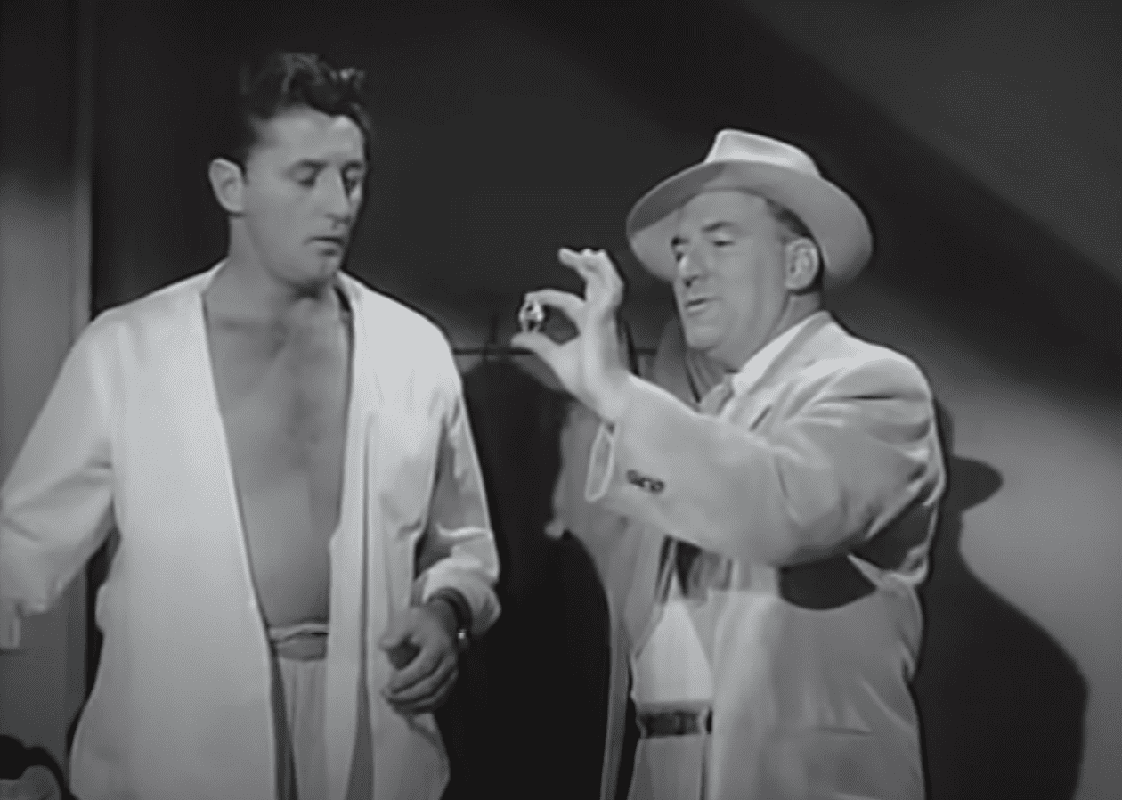 Image Source: Youtube/The Hollywood Collection|Out Of The Past/RKO Pictures