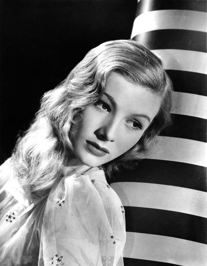 Image Source: Wikimedia Commons|Veronica Lake Paramount publicity headshot, ca. 1940s Image Source: Wikimedia Commons|Veronica Lake Paramount publicity headshot, ca. 1940s