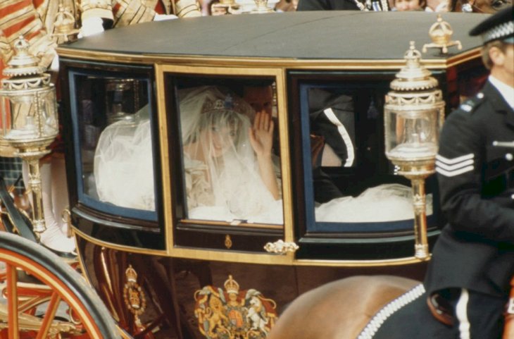 Image Credit: Getty Images/Princess Diana Archive | Princess Diana moments before debuting her dress