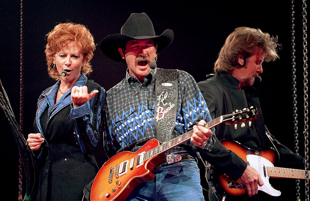 Image Credits: Getty Images / James Crump/WireImage | The singer toured with Brooks & Dunn in 1997