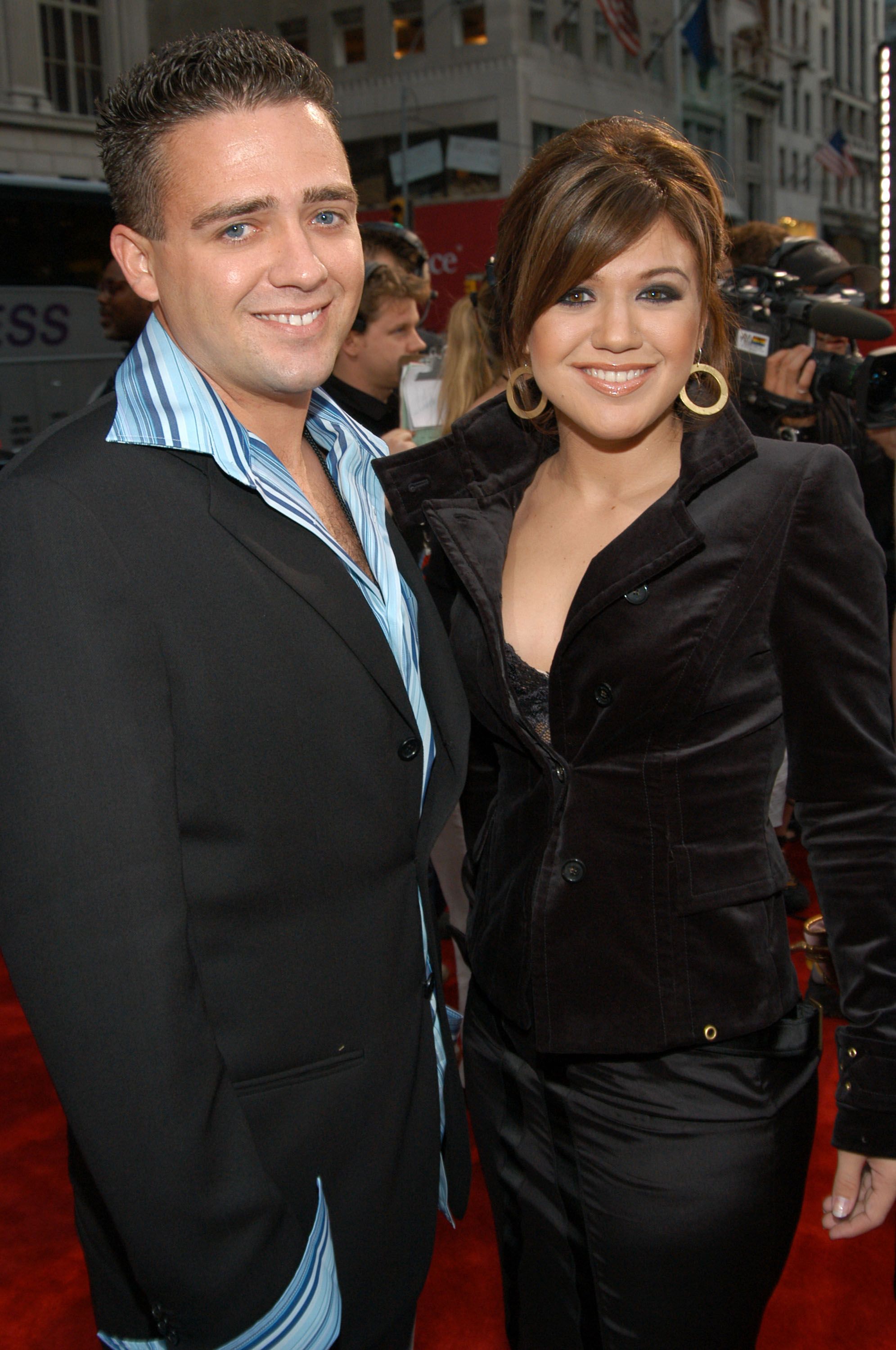 Jason Clarkson and Kelly Clarkson at the Radio City Music Hall in New York City / Getty Images