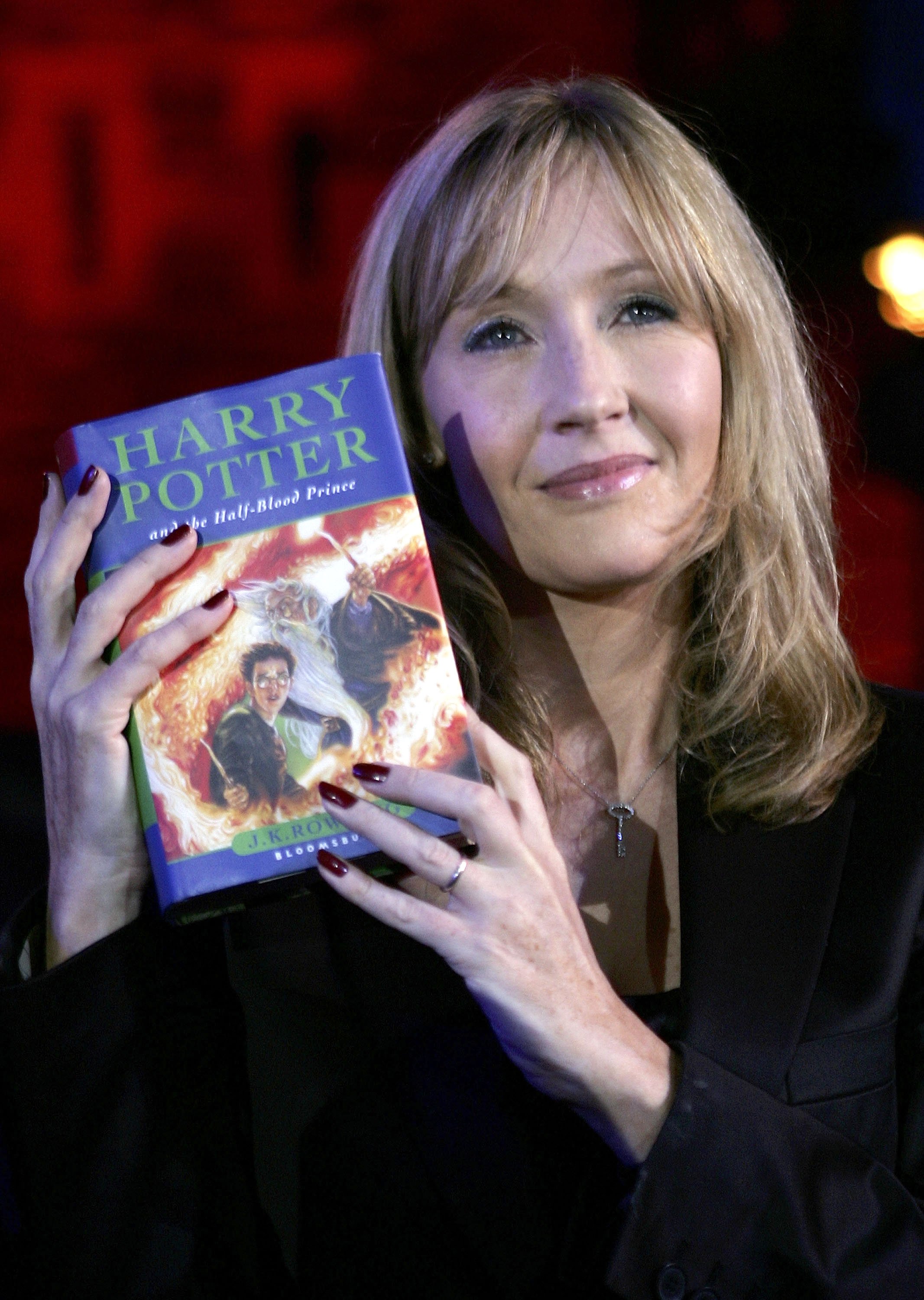 Image Source: Getty Images/ JK Rowling promoting her book, Harry Potter