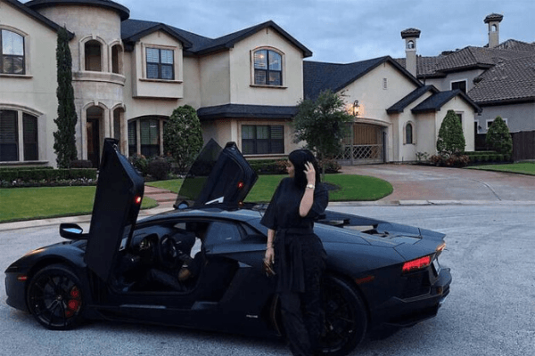 Image credits: Kyliejennerinstagram.blogspot Image credits: Kyliejennerinstagram.blogspot