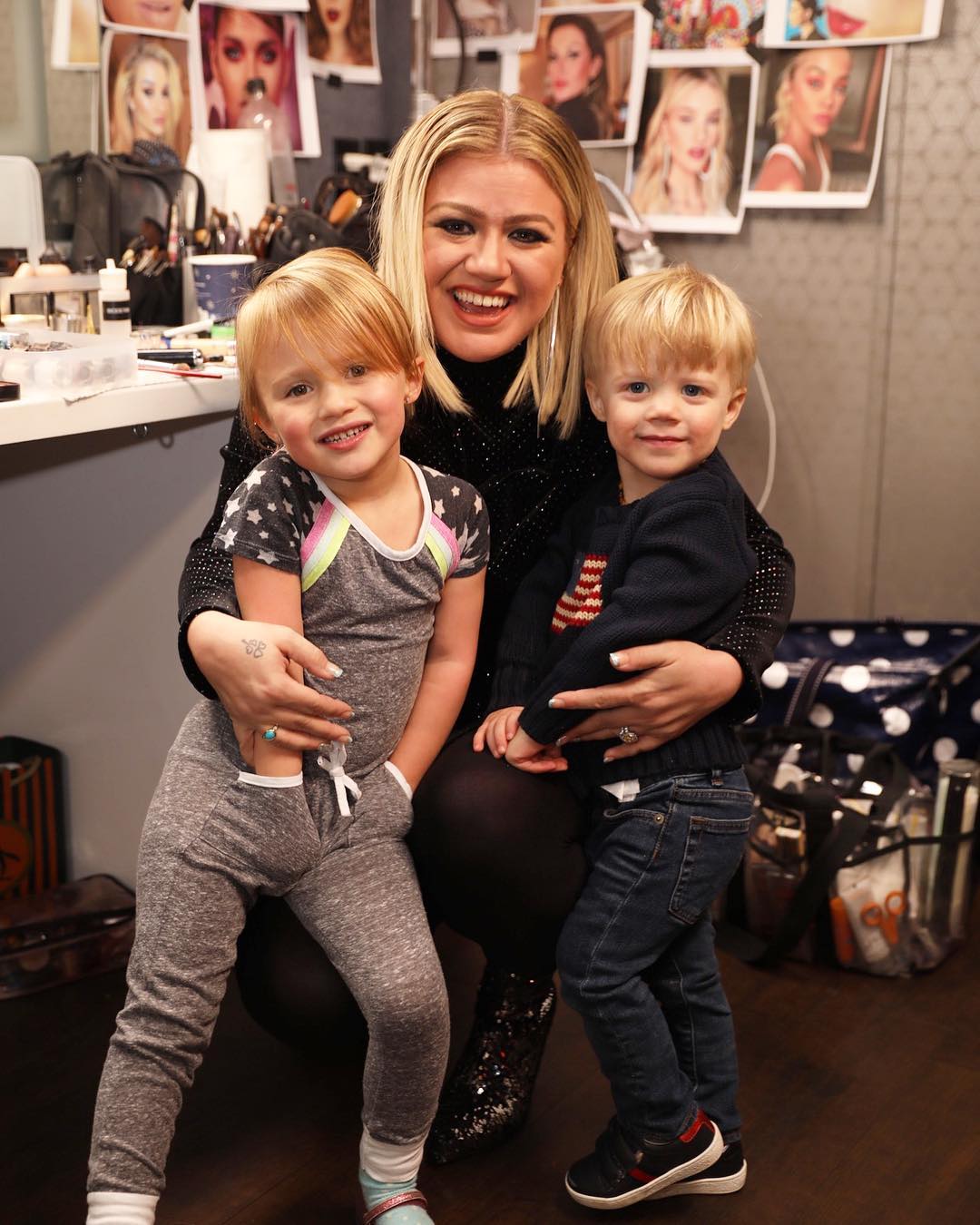 Image Credits: Instagram/kellyclarkson Image Credits: Instagram/kellyclarkson