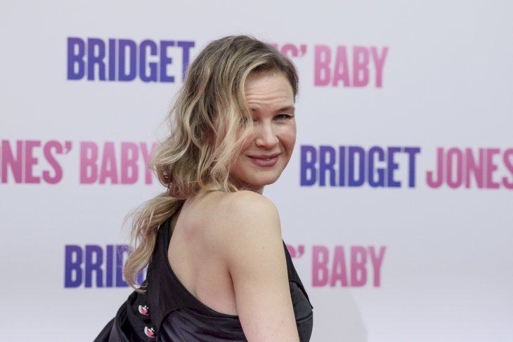 Image Credit: Getty Images/Clemens Bilan | Renee Zellweger attends the 'Bridget Jones Baby' German Premiere