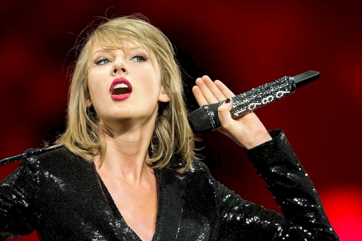 Image Credits: Getty Images / Carrie Davenport / TAS | Taylor Swift brings the 1989 World tour to 3Arena on June 30, 2015 in Dublin, Ireland.