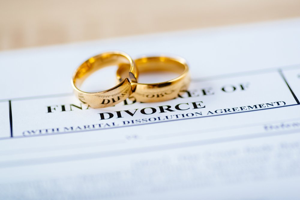 Divorce papers waiting to be signed | Shutterstock Divorce papers waiting to be signed | Shutterstock