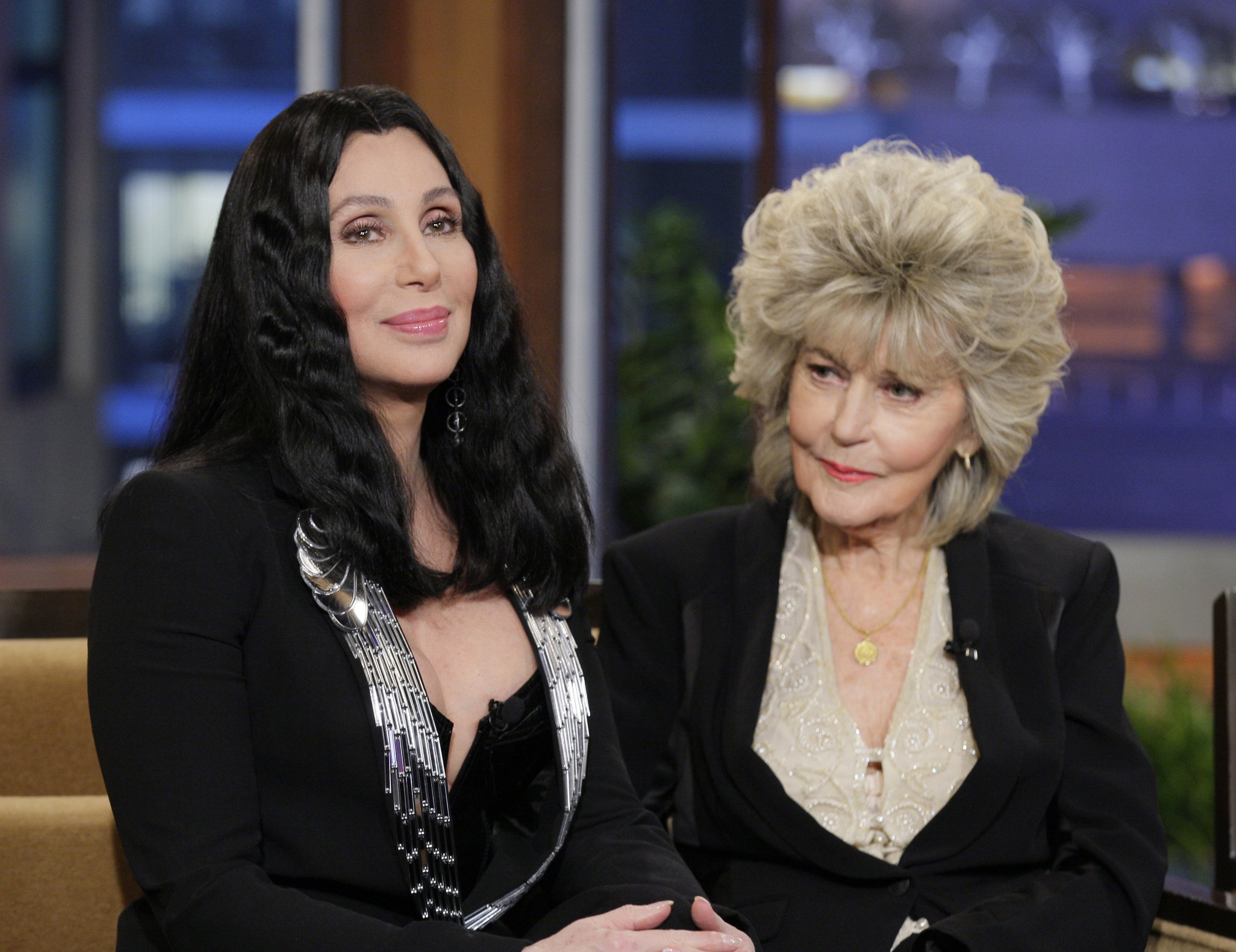 Image Source: Getty Images/Cher and Georgia sharing the stage Image Source: Getty Images/Cher and Georgia sharing the stage