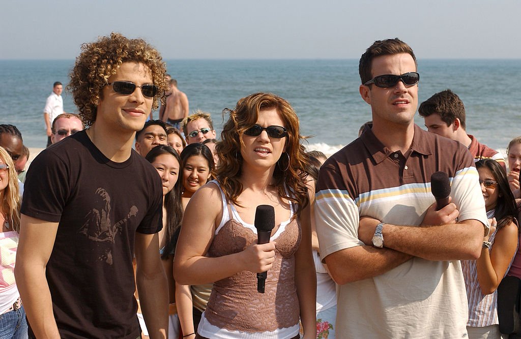 Image Credit: Getty Images / Justin Guarini, Kelly Clarkson and Carson Daly at MTV Summer Beach House in East Quogue, New York, United States. Image Credit: Getty Images / Justin Guarini, Kelly Clarkson and Carson Daly at MTV Summer Beach House in East Quogue, New York, United States.