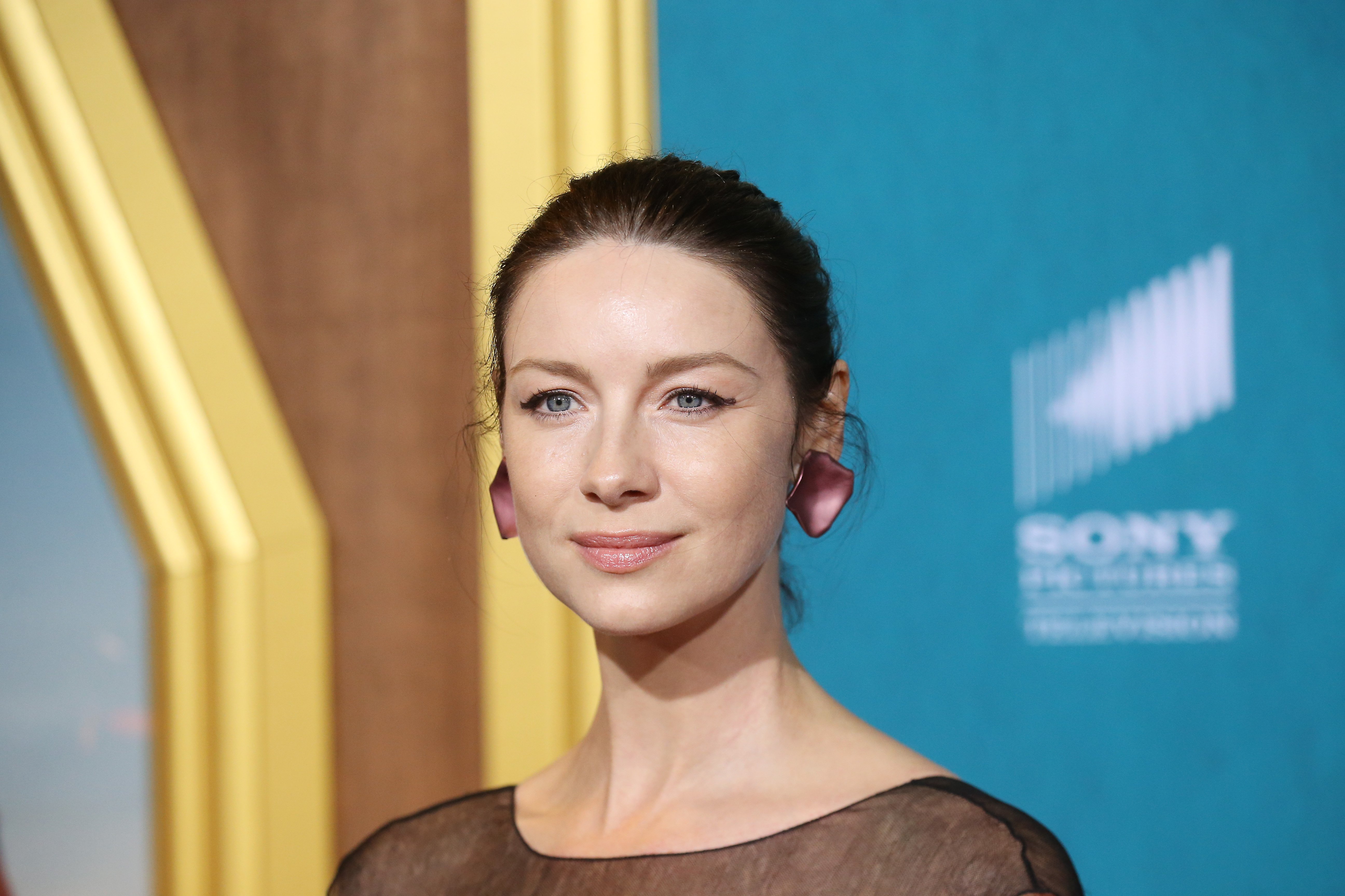 Caitriona Balfe attends the Los Angeles Premiere of Starz's "Outlander" Season 5 / Getty Images Caitriona Balfe attends the Los Angeles Premiere of Starz's "Outlander" Season 5 / Getty Images