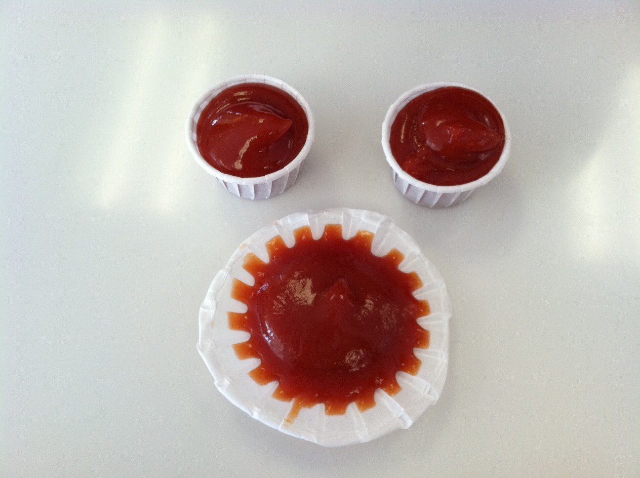 paper condiment cups