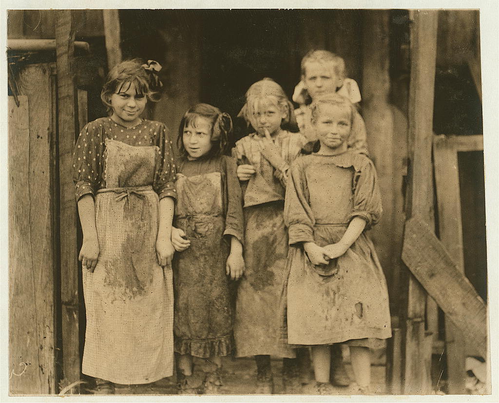 Image Credits: Library of Congress/National Child Labor Committee/Lewis Hine Image Credits: Library of Congress/National Child Labor Committee/Lewis Hine