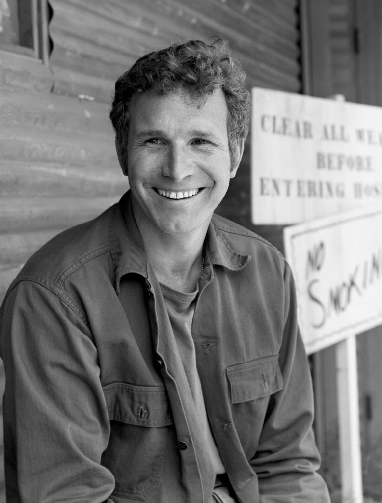 Image Credits: Getty Images | Wayne Rogers on set