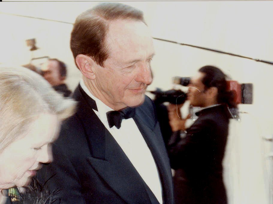 William Schallert at the 1990 Academy Awards. | Source: Wikimedia Commons, photo by Alan Light William Schallert at the 1990 Academy Awards. | Source: Wikimedia Commons, photo by Alan Light