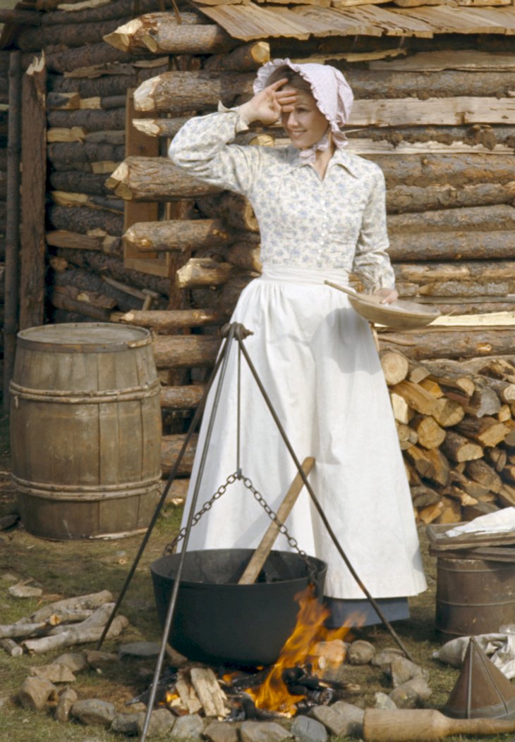 Image Credit: Getty Images/NBC | Karen Grassle as Caroline Quiner Holbrook Ingalls in the pilot episode of the show