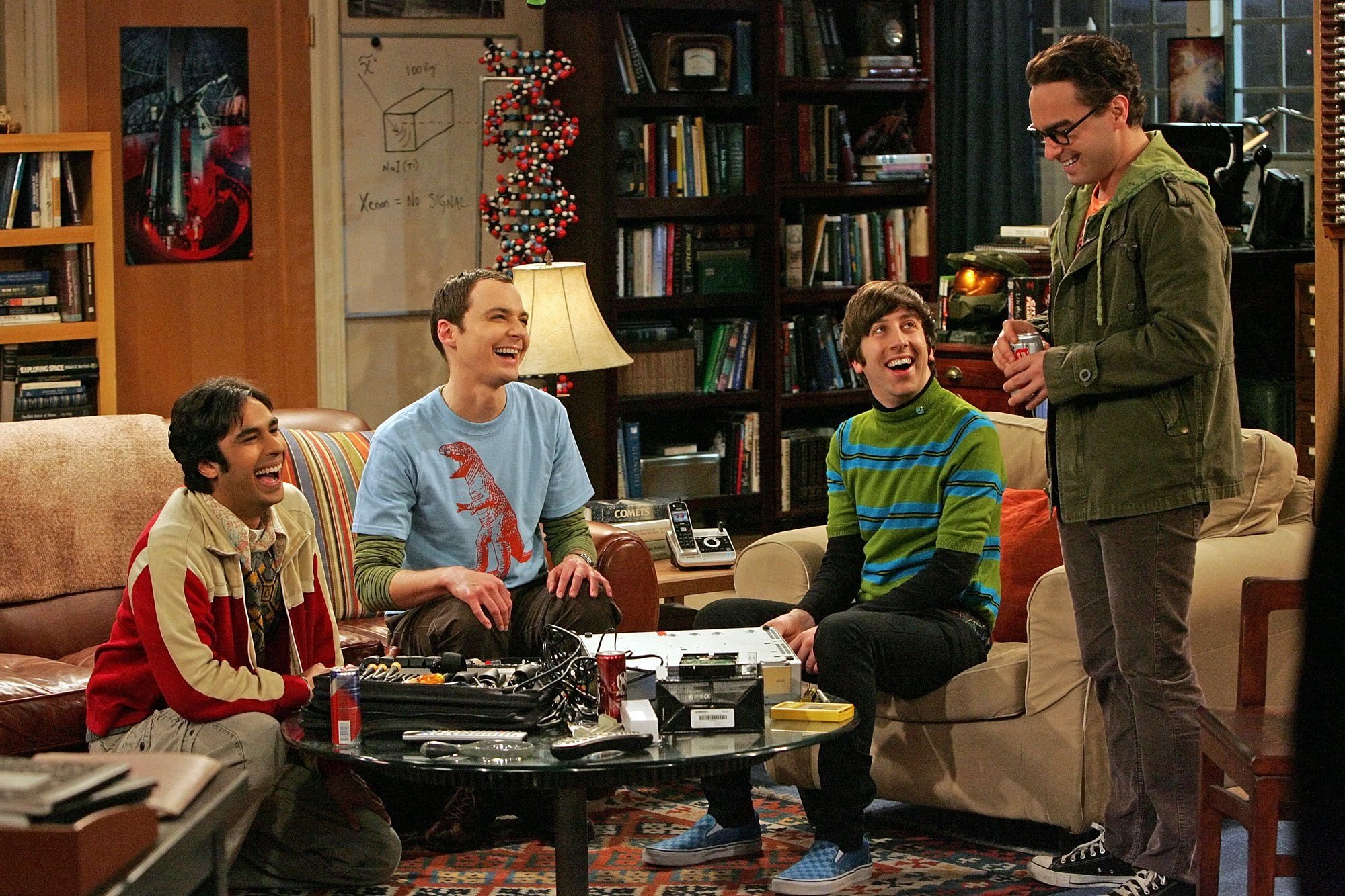 The leading actors of TBBT know nothing of science / Getty Images