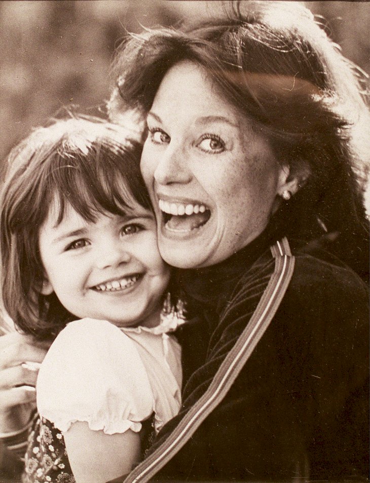 Image Credit: Getty Images / Lana Wood with her daughter.