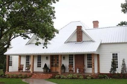 A Tour Inside Chip And Joanna’s Farmhouse
