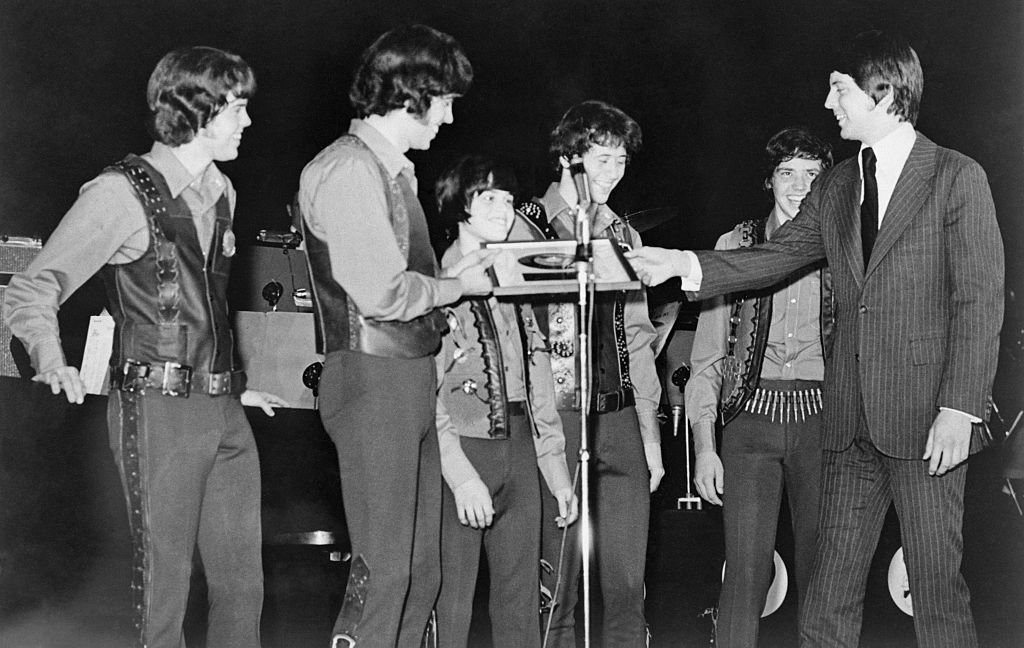 Image Credit: Getty Images / Osmonds received their Gold record, during their opening performance at Caesars Palace in Las Vegas 1971.