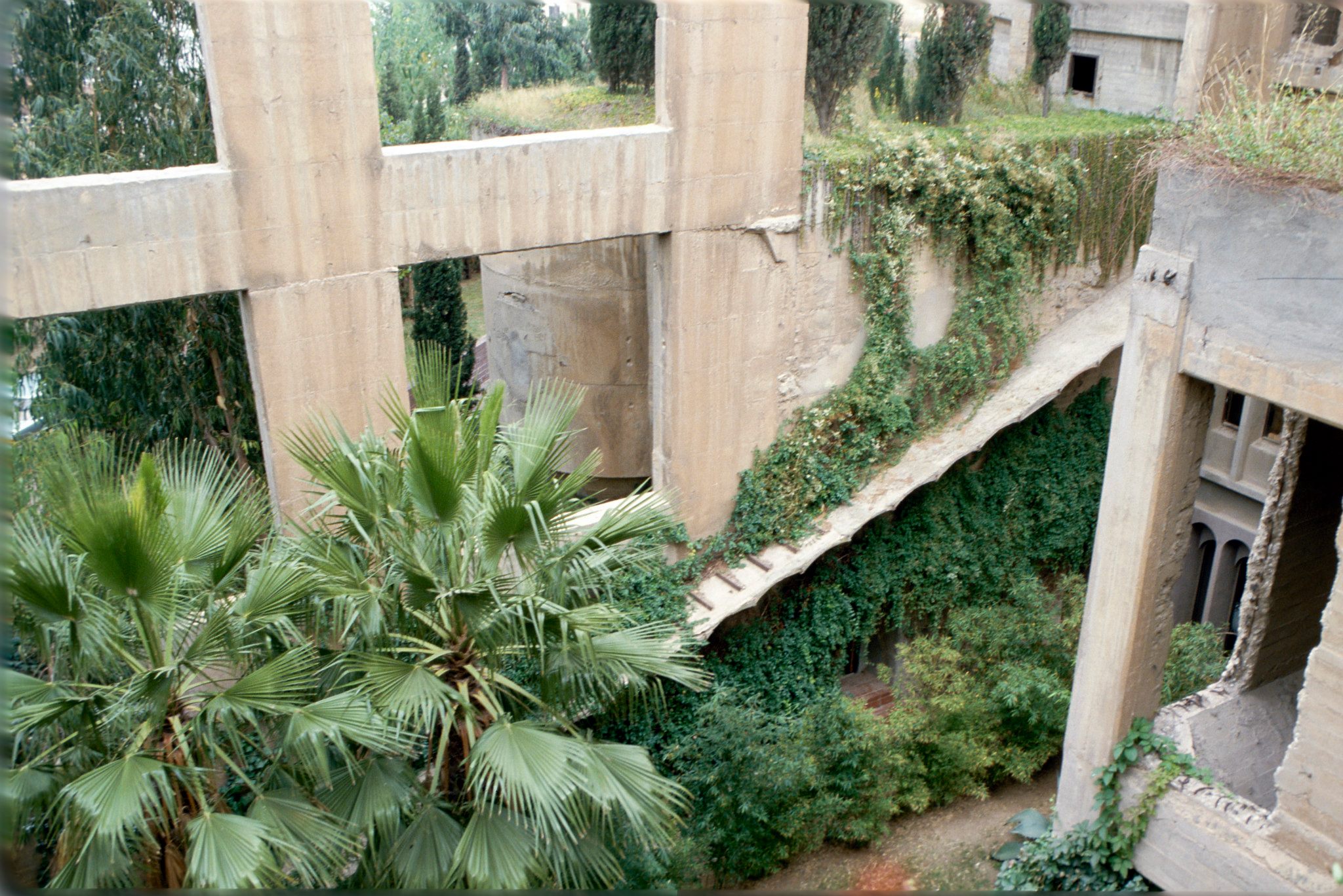 Image Credit: Facebook/Ricardo Bofill Taller de Arquitectura Image Credit: Facebook/Ricardo Bofill Taller de Arquitectura