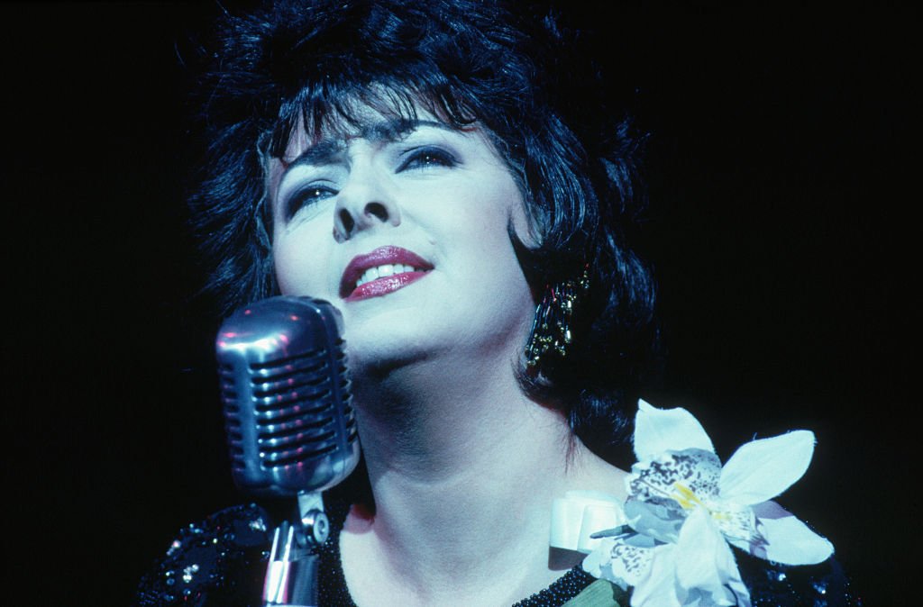 Image Credit: Getty Images / Sandy Kelly Performs in Patsy Cline.