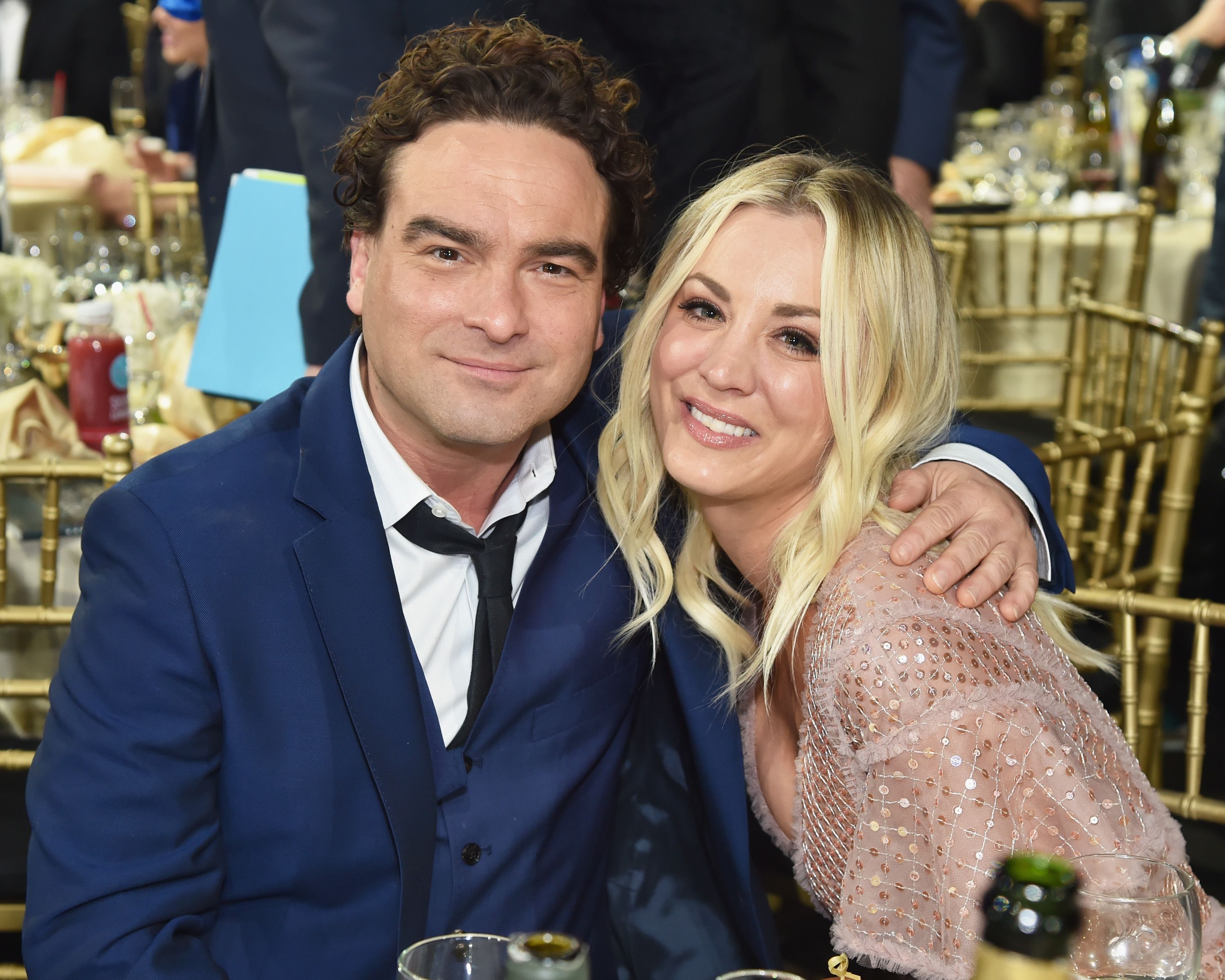 Johny Galecki and Kaley Cuoco used to date in real life / Getty Images