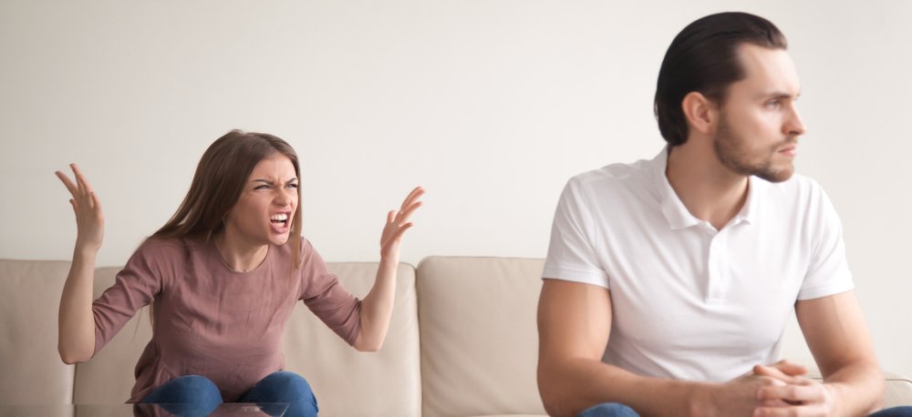 Couple arguing | Shutterstock